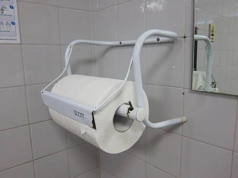 Industrial wiping rolls