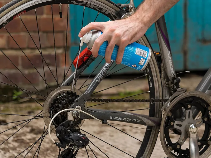 Penetrating oil & spray lubricant