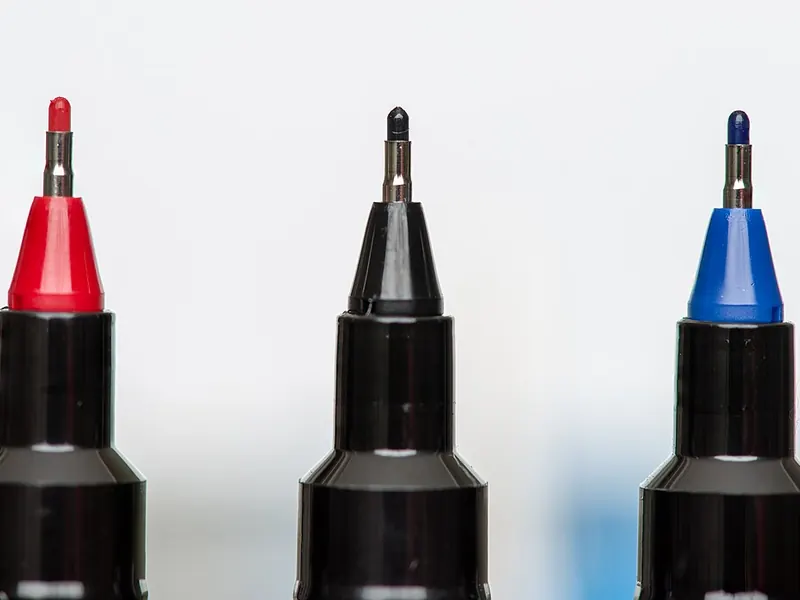 Stylos, marqueurs & crayons